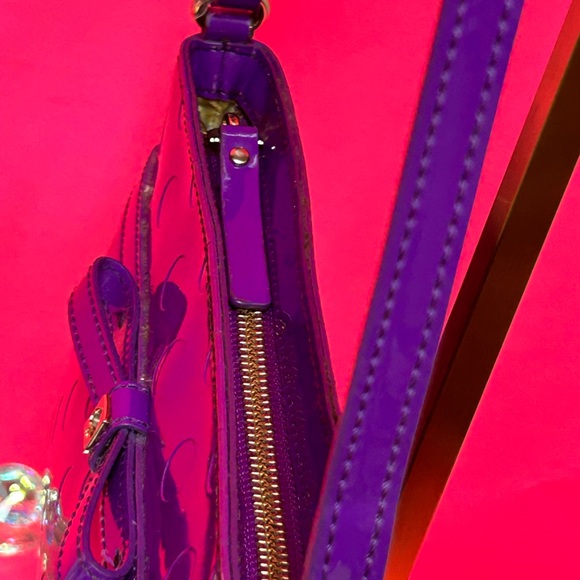 Kate Spade New York Purple Patent Circle-Embossed Shoulder Bag Approx. 9.5 x 5.5 - Picture 8 of 13